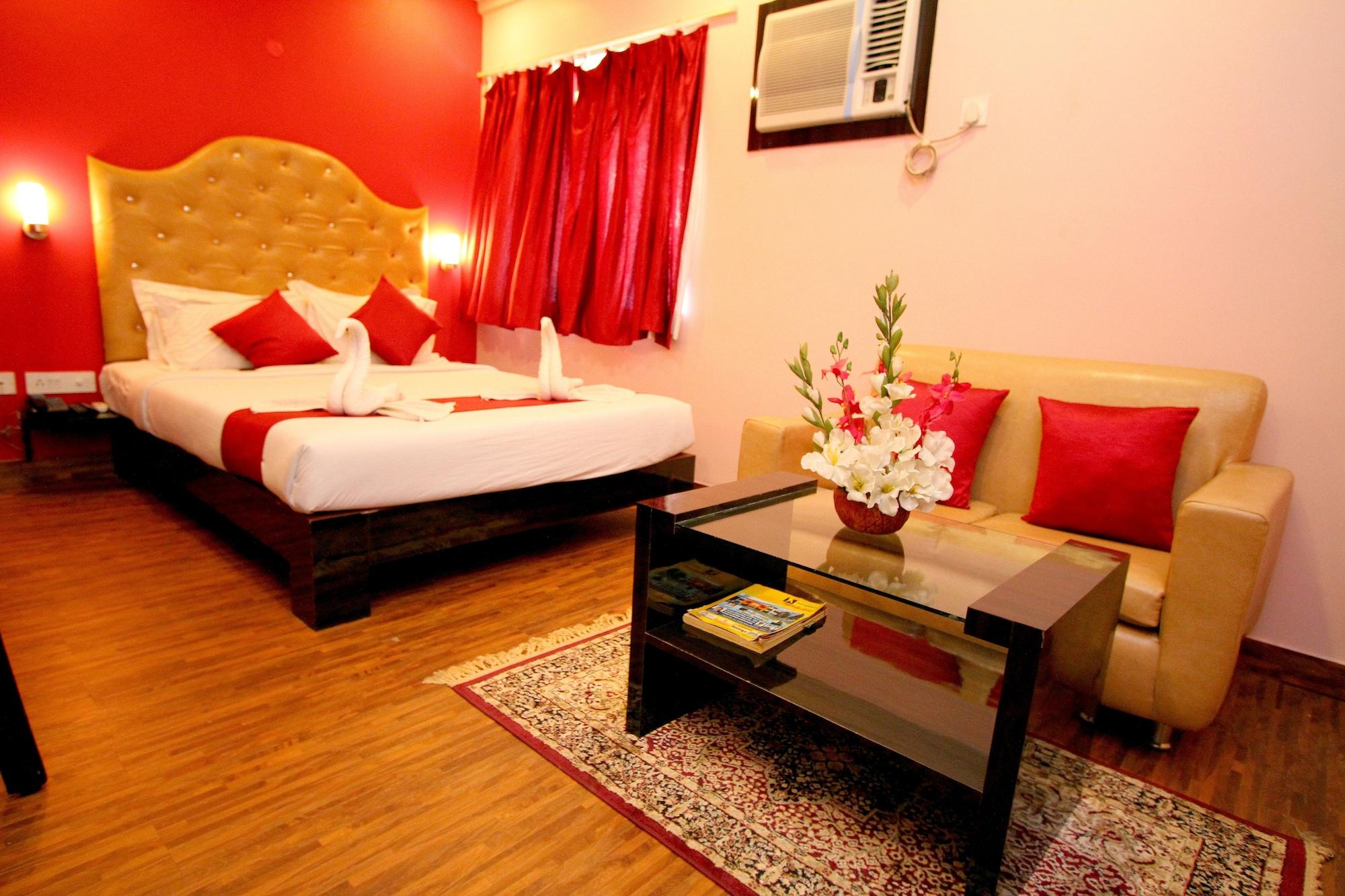 Hotel Crestwood Calcutta  Esterno foto