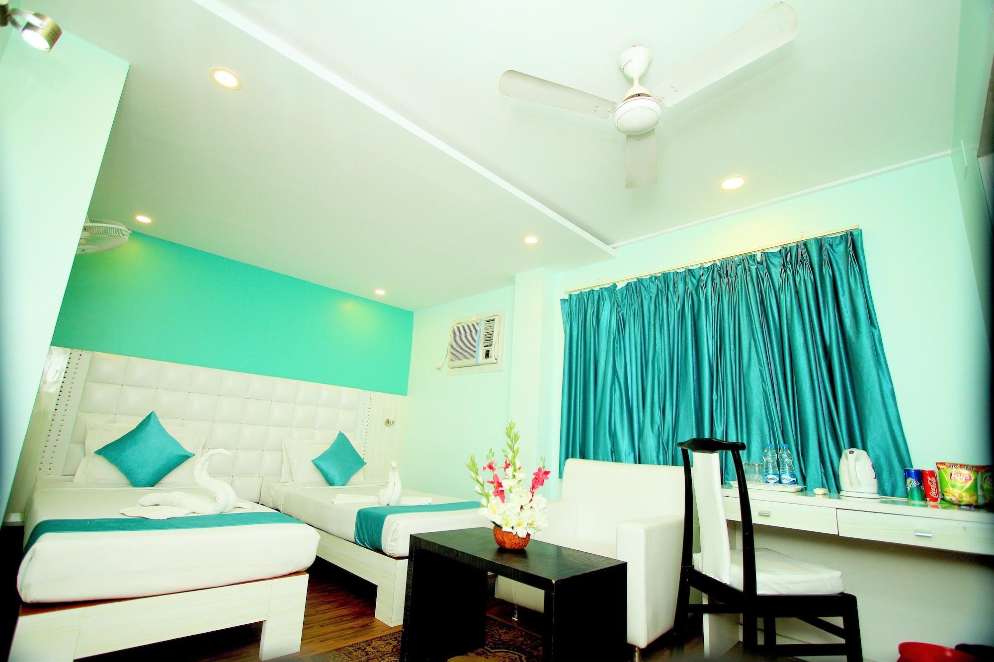 Hotel Crestwood Calcutta  Esterno foto